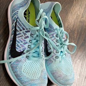Nike Free 4.0 Flyknit